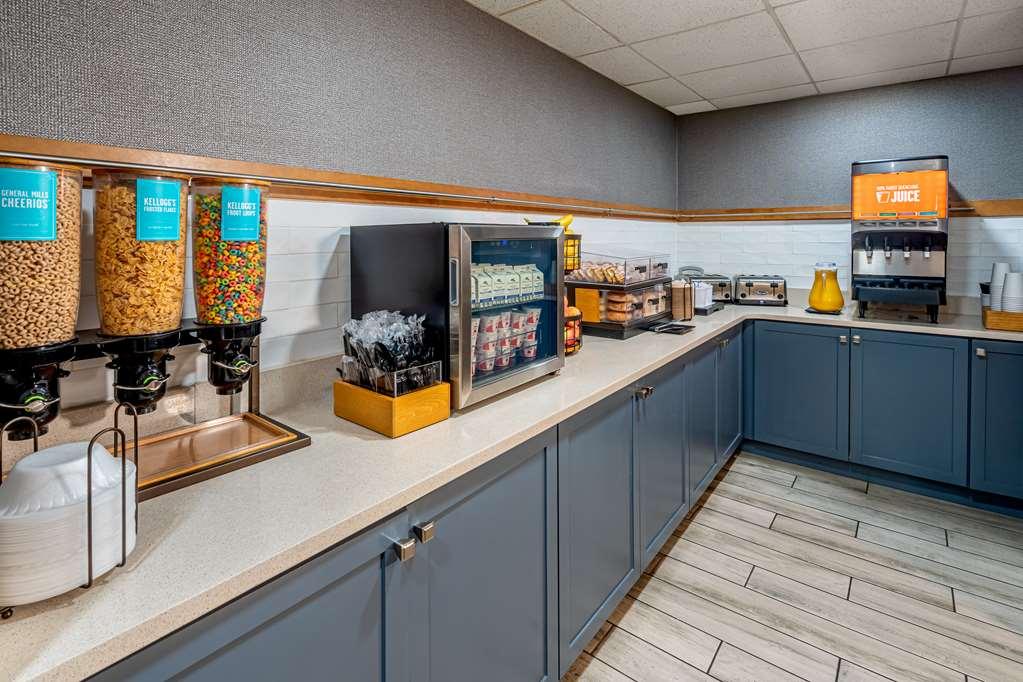 Hampton Inn & Suites Nashville-Vanderbilt-Elliston Place Restoran foto