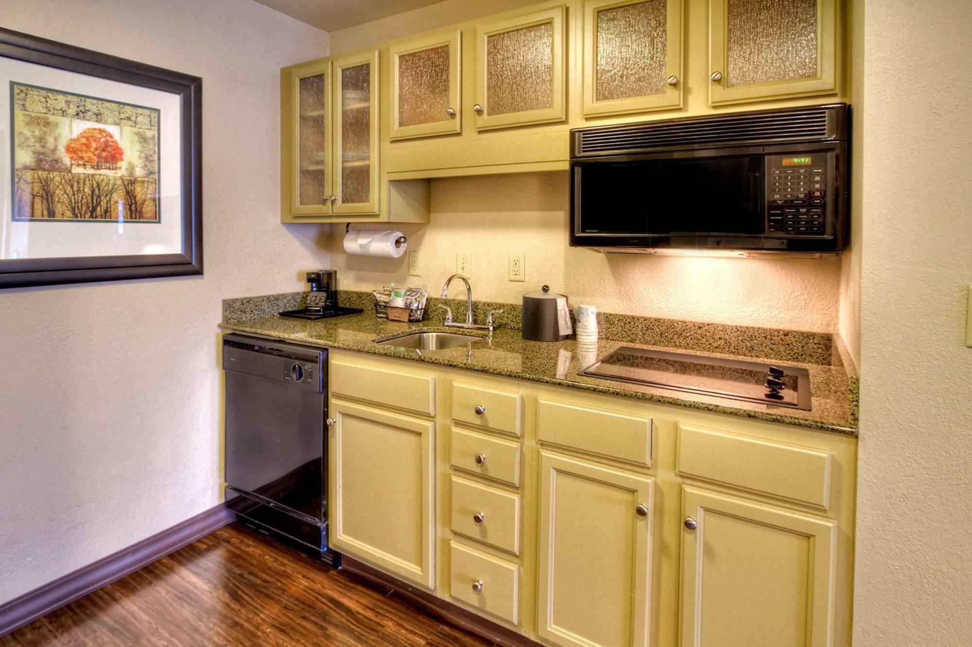 Hampton Inn & Suites Nashville-Vanderbilt-Elliston Place Bagian luar foto